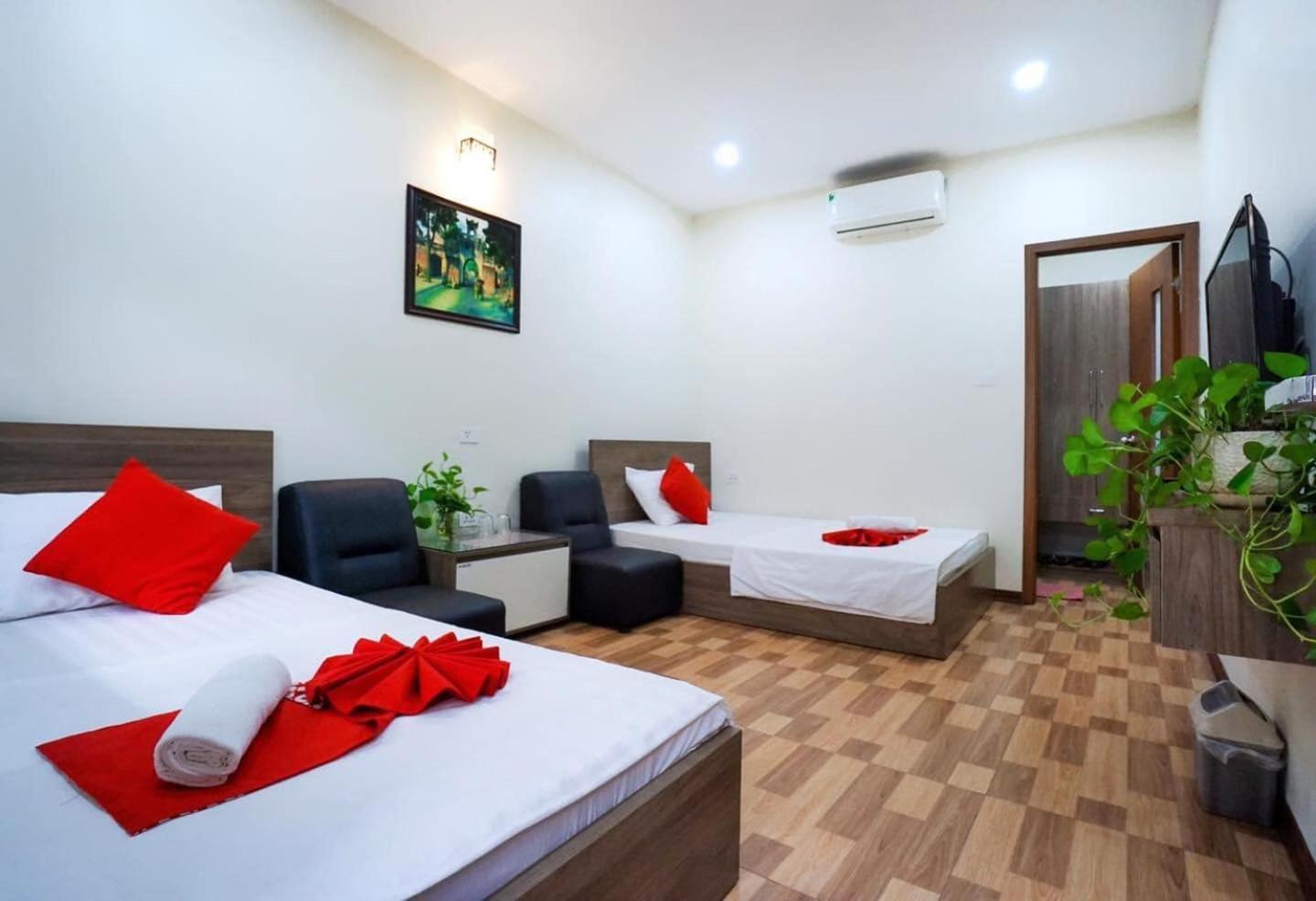Khach San Giao Thong Hotel Hanoi Exterior photo