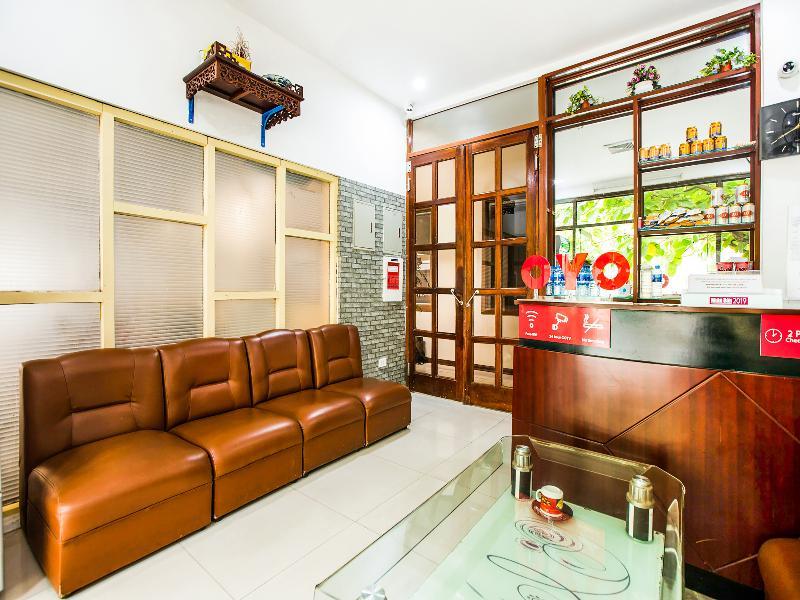 Khach San Giao Thong Hotel Hanoi Exterior photo