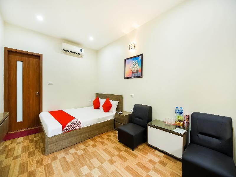 Khach San Giao Thong Hotel Hanoi Exterior photo